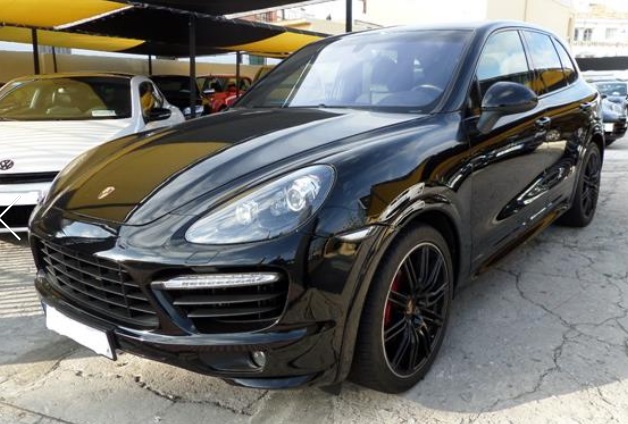 lhd PORSCHE CAYENNE (01/01/2013) - 