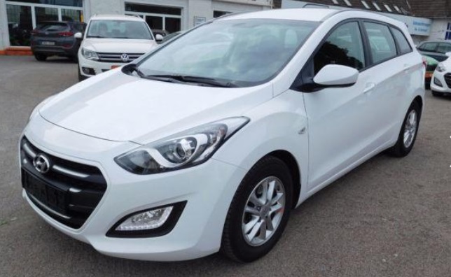 HYUNDAI i30 (01/10/2015) - 