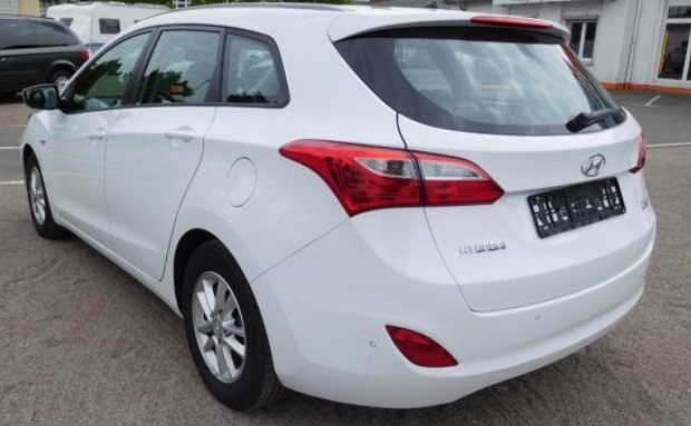 HYUNDAI i30 (01/10/2015) - 