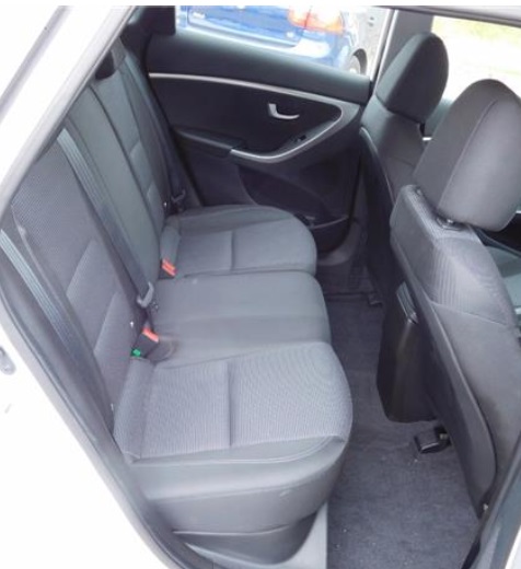 left hand drive HYUNDAI i30 (01/10/2015) -  