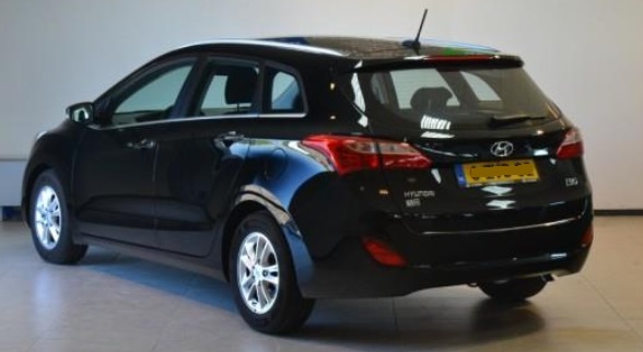 Left hand drive HYUNDAI i30 1.6 CRDi Business Edition