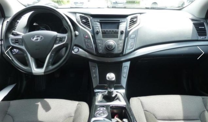 Left hand drive car HYUNDAI i40 (01/04/2015) - 