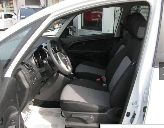 Left hand drive car KIA VENGA (01/05/2015) - 