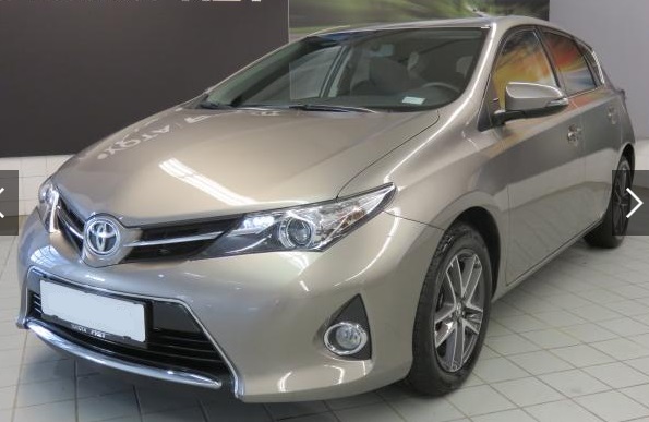 lhd TOYOTA AURIS (01/03/2015) - 