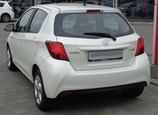 TOYOTA YARIS (01/06/2015) - 