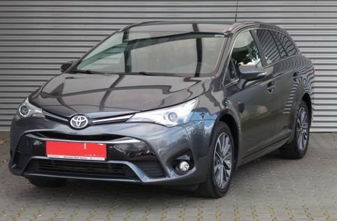 Left hand drive TOYOTA AVENSIS Touring Sport 2.0 D Business
