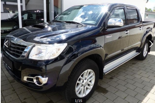 Left hand drive TOYOTA HILUX 4x4 Double Cab DPF Comfort 