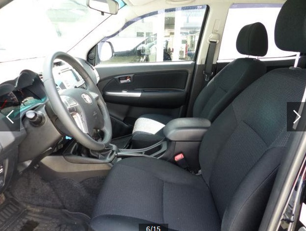 Left hand drive car TOYOTA HILUX (01/03/2015) - 