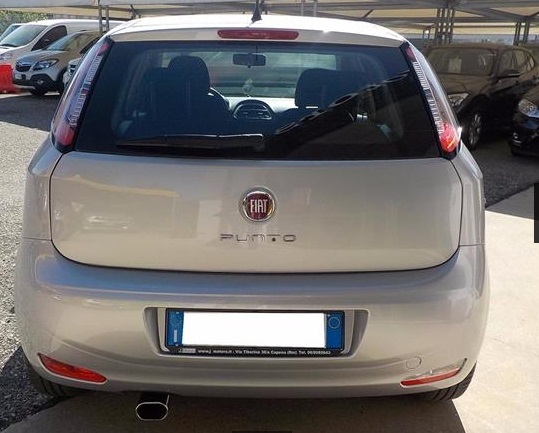 Left hand drive FIAT PUNTO  1.3 MULTIJET LOUNGE 