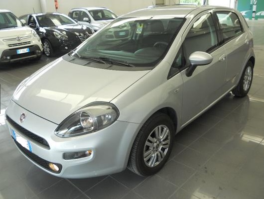 Left hand drive FIAT PUNTO 1.3 MJT II 75 CV Lounge