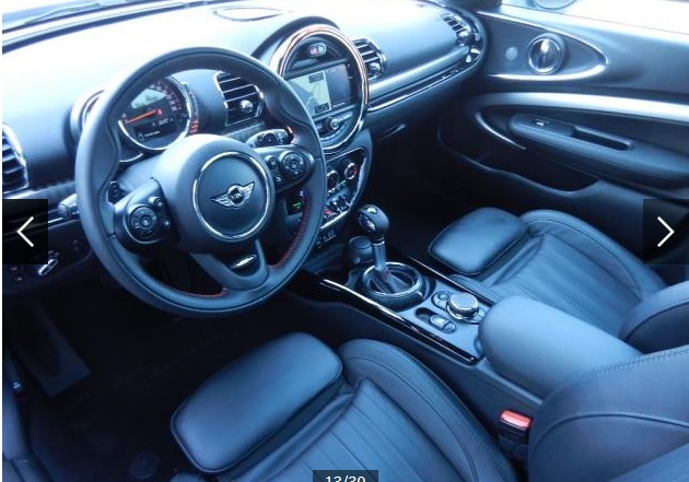 Left hand drive car MINI CLUBMAN (01/10/2015) - 