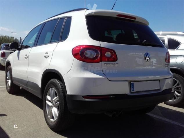 lhd VOLKSWAGEN TIGUAN (01/04/2010) - 