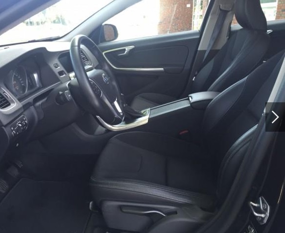 Left hand drive car VOLVO S60 (01/09/2015) - 