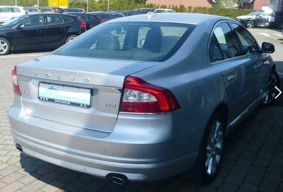 Left hand drive VOLVO S80 D4 Geartronic Momentum
