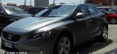 VOLVO V40 (01/02/2015) - 