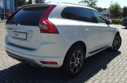 VOLVO V60 (01/11/2015) - 