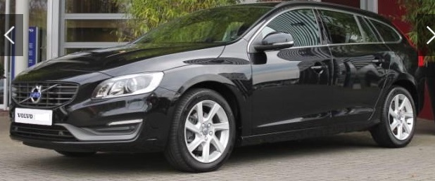 Left hand drive VOLVO V60 D2 Momentum / BusinessPack Connect 