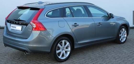 Left hand drive VOLVO V60 T3 Momentum