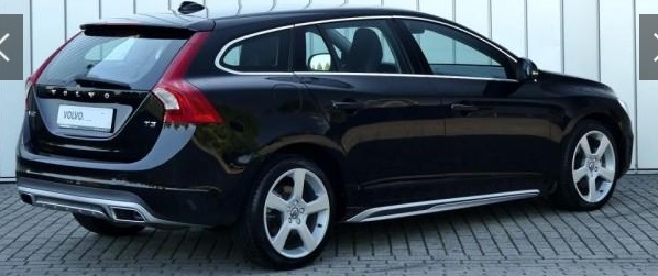 Left hand drive VOLVO V60 T3 MOMENTUM POWERSHIFT