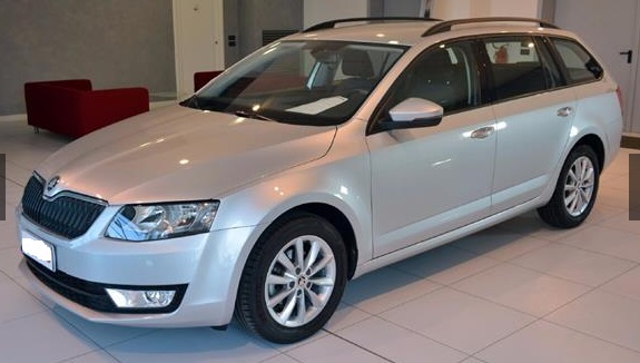 SKODA OCTAVIA (01/04/2015) - 