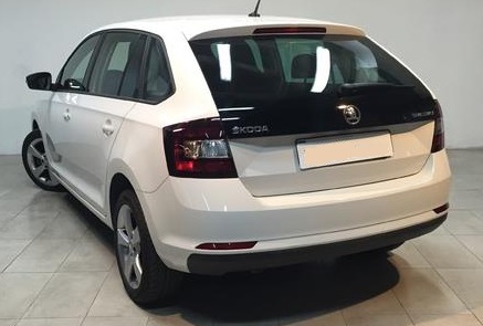 Left hand drive SKODA RAPID 1.4 TDI CR Ambition 90CV