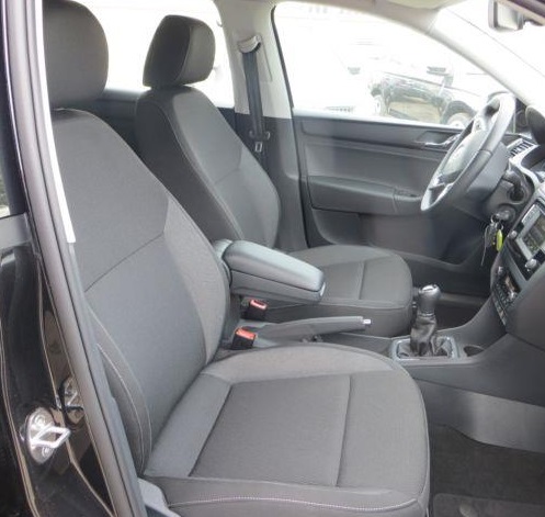 Left hand drive car SKODA RAPID (01/09/2015) - 