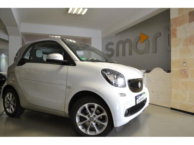 Left hand drive SMART FORTWO coupe passion automatic twinamic