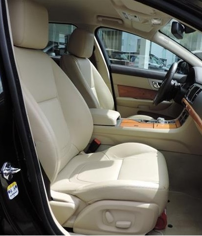 Left hand drive car JAGUAR XF (01/01/2015) - 