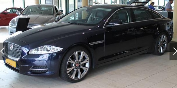 Left hand drive JAGUAR XJ 3.0 V6 SC AWD Portfolio LWB