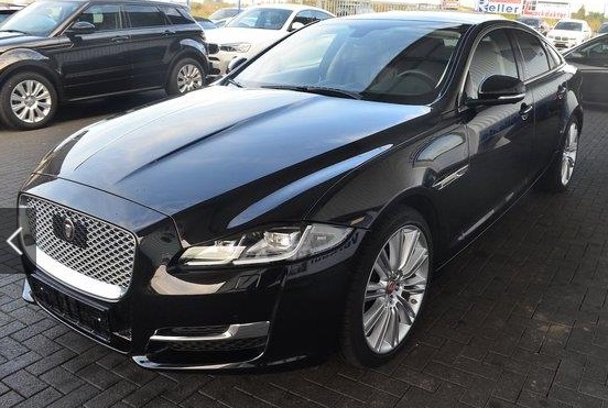 Left hand drive JAGUAR XJ Luxury, ACC, Meridian