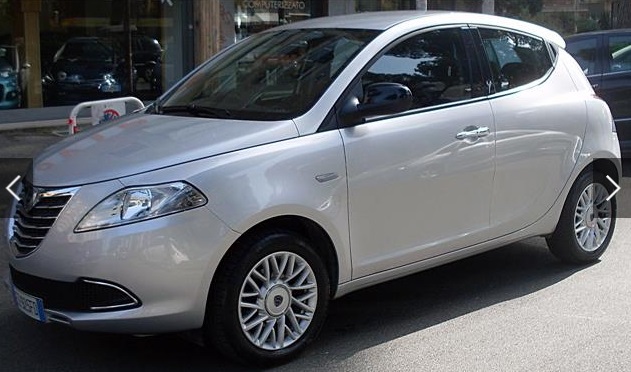 lhd LANCIA YPSILON (01/06/2015) - 