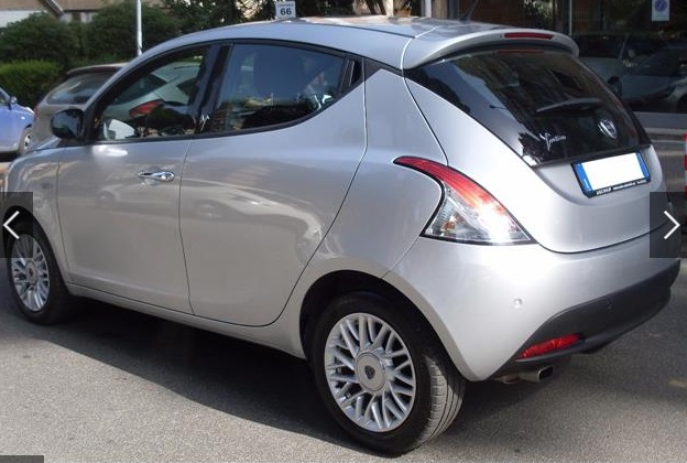 LANCIA YPSILON (01/06/2015) - 