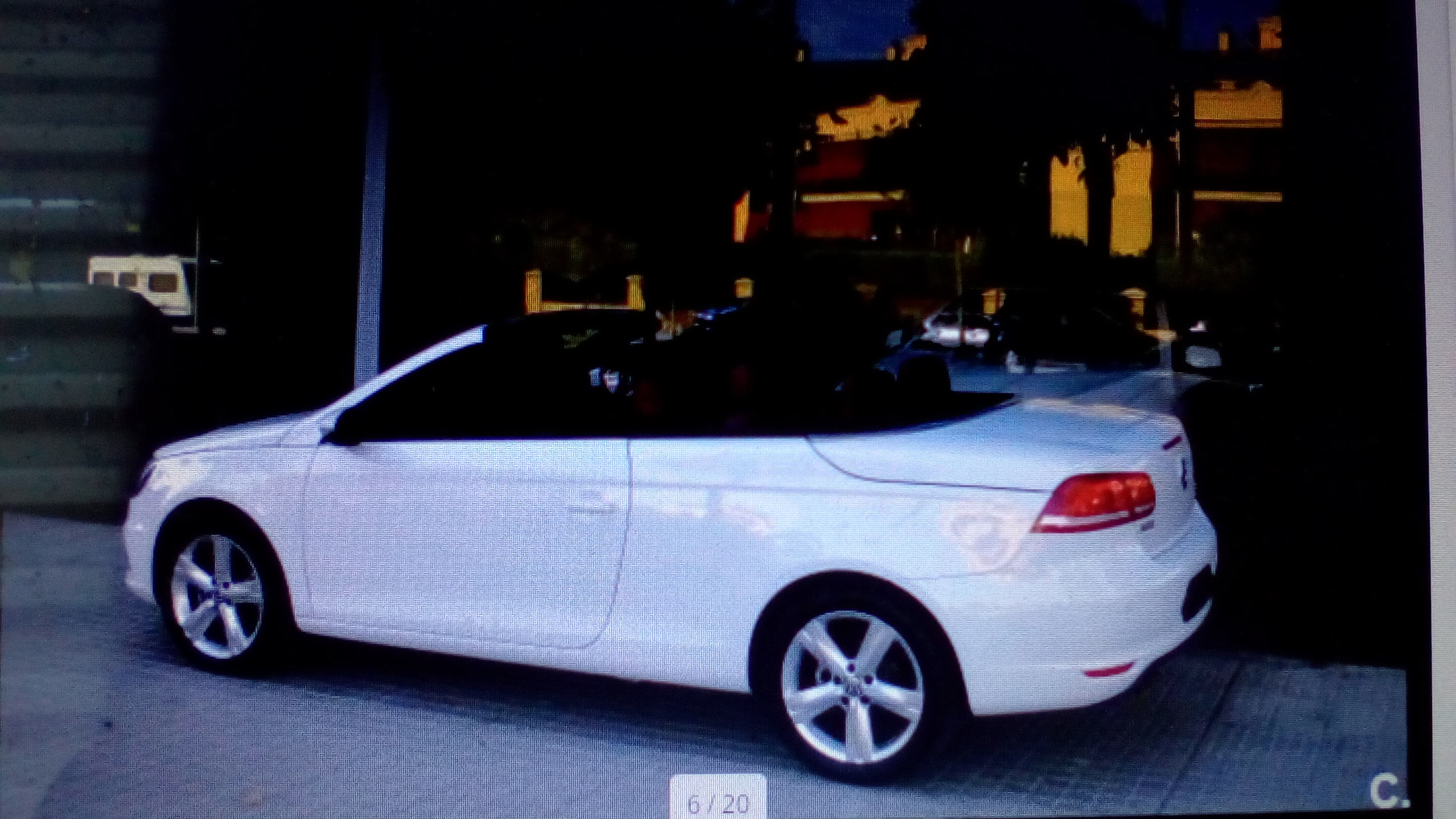 Left hand drive car VOLKSWAGEN EOS (01/10/2014) - 