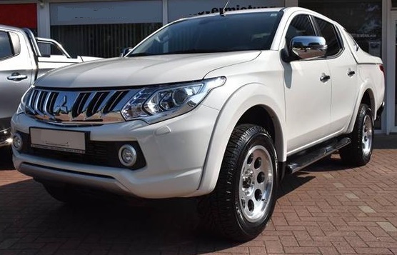 lhd MITSUBISHI L200 (01/06/2015) - 