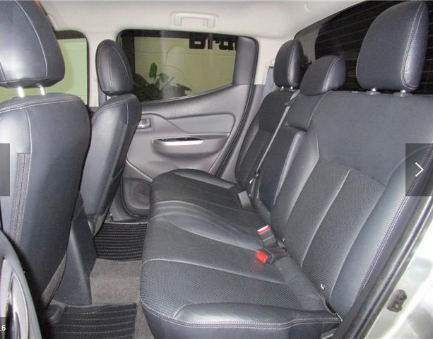 left hand drive MITSUBISHI L200 (01/11/2015) -  