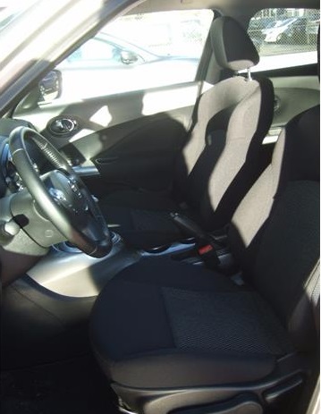 Left hand drive car NISSAN JUKE (01/07/2015) - 