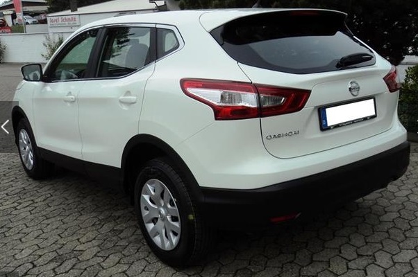 lhd car NISSAN QASHQAI (01/10/2015) - 