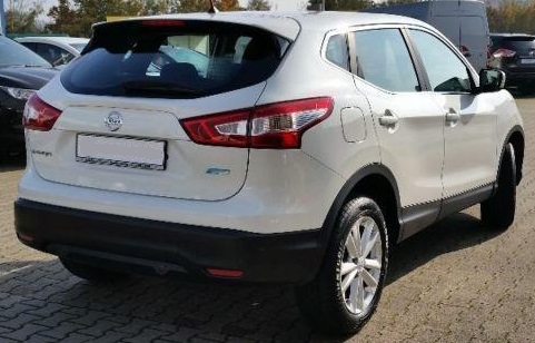 lhd car NISSAN QASHQAI (01/03/2016) - 