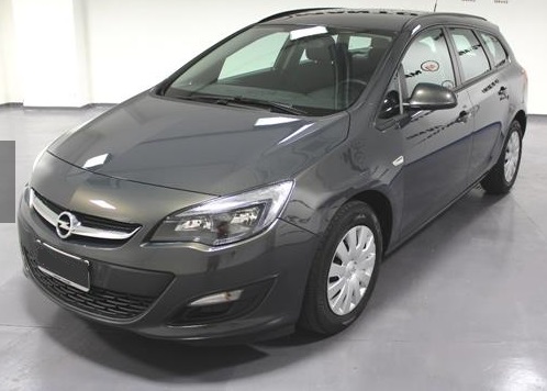 Left hand drive OPEL ASTRA 1.4 T 140CV Sports Tourer Elective