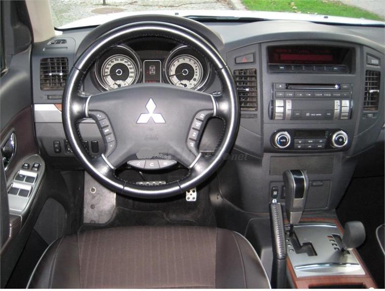 MITSUBISHI PAJERO (01/10/2014) - 