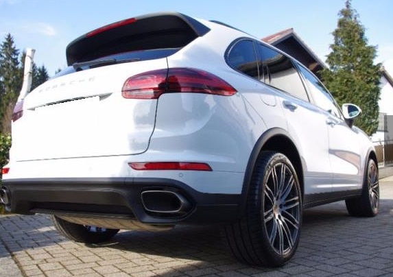 lhd car PORSCHE CAYENNE (01/12/2015) - 