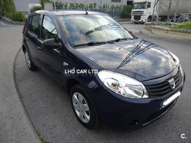 DACIA SANDERO (01/10/2010) - 