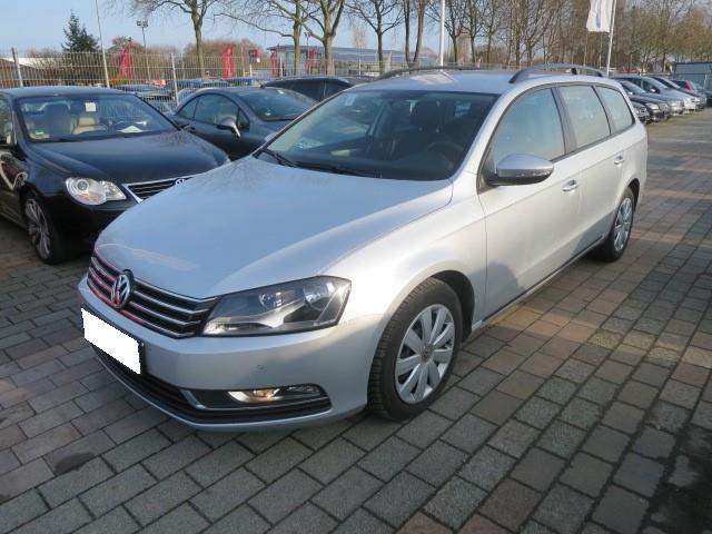 VOLKSWAGEN PASSAT (01/10/2012) - 