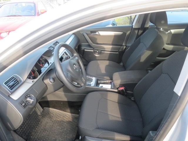 left hand drive VOLKSWAGEN PASSAT (01/10/2012) -  