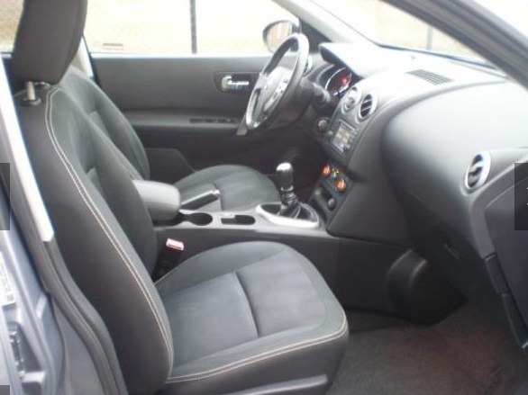 Left hand drive car NISSAN QASHQAI (01/05/2010) - 