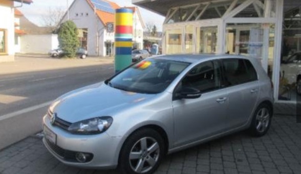 VOLKSWAGEN GOLF (01/10/2011) - 