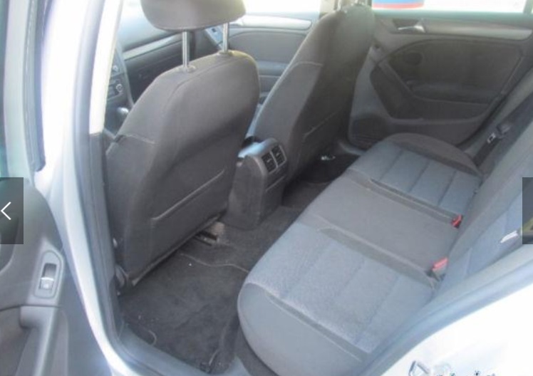 Left hand drive car VOLKSWAGEN GOLF (01/10/2011) - 