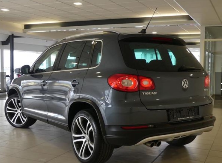 Left hand drive VOLKSWAGEN TIGUAN 2.0 TDI 4MOTION.Sport & Style