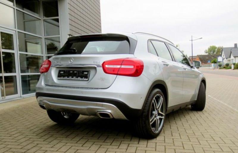 MERCEDES GLA (01/04/2014) - 