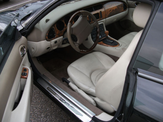 Left hand drive car JAGUAR XKR (01/11/2001) - 